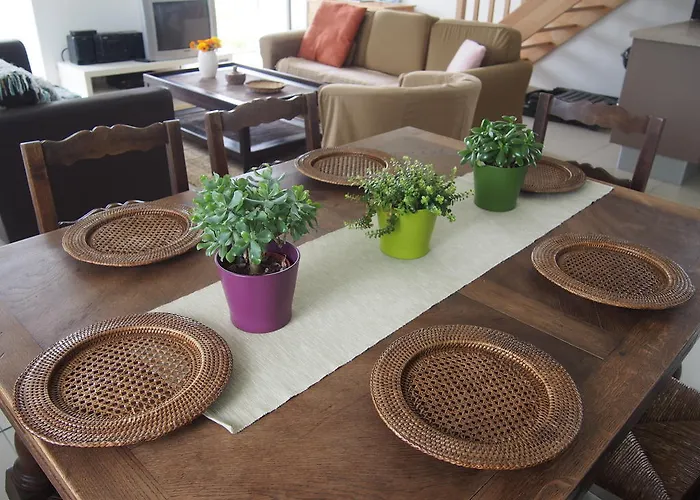 Maison Tombelaine Semesterbostad *