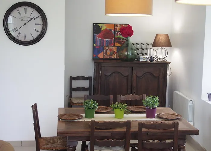 Maison Tombelaine Vains