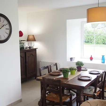 Maison Tombelaine Casa de Férias *